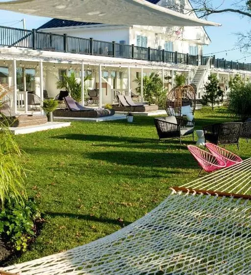 Hotelli Aqua By American Beech   Adults Only