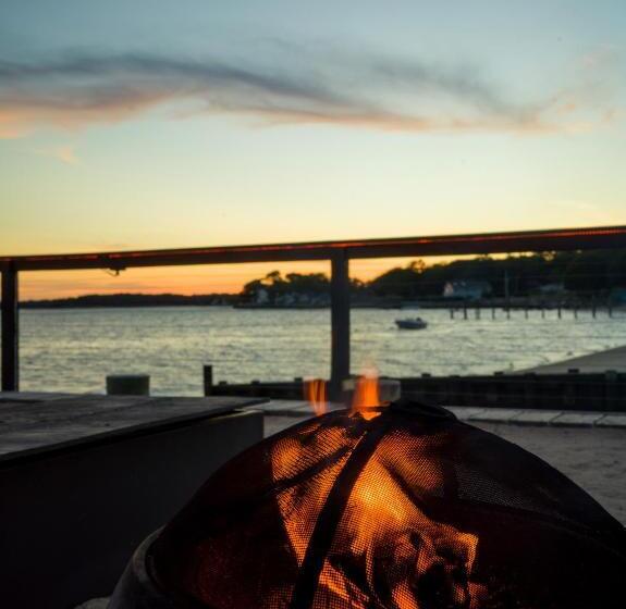 בית מלון כפרי Aqua By American Beech   Adults Only