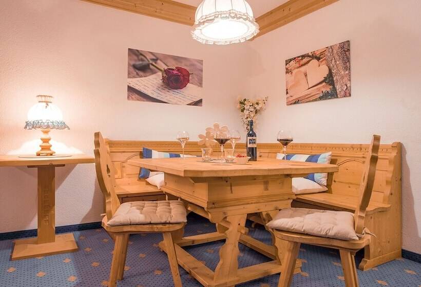 ホテル Bergkristall