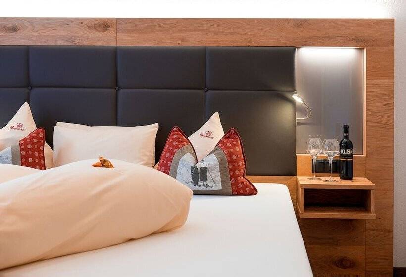 ホテル Bergkristall