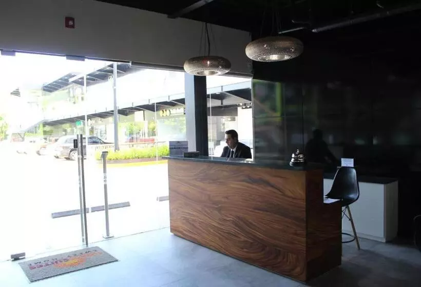 ホテル Homesuites Malecon