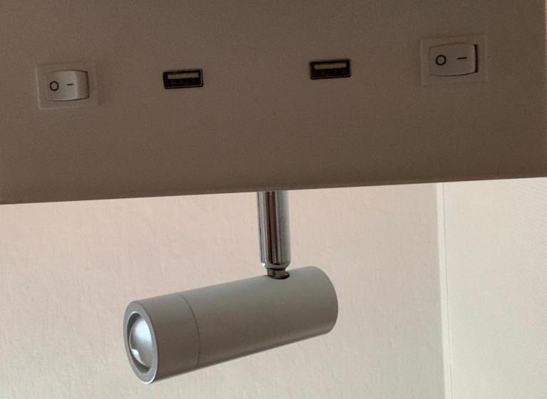 هتل Logis Hôtel Restaurant Lanex Amboise