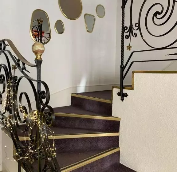 Hotelli Logis Hôtel Restaurant Lanex Amboise