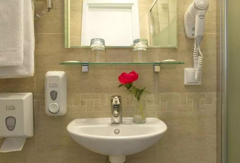 ホテル Nevsky Grand Energy