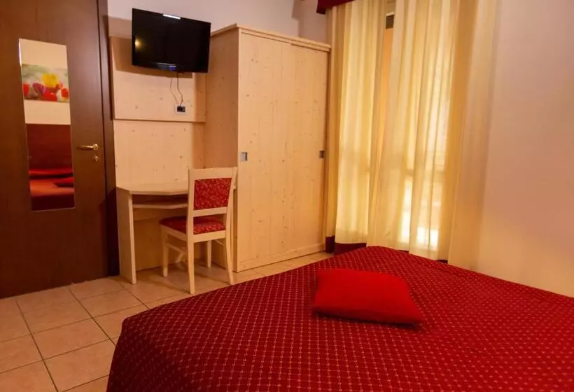 هتل Residence Sirenella