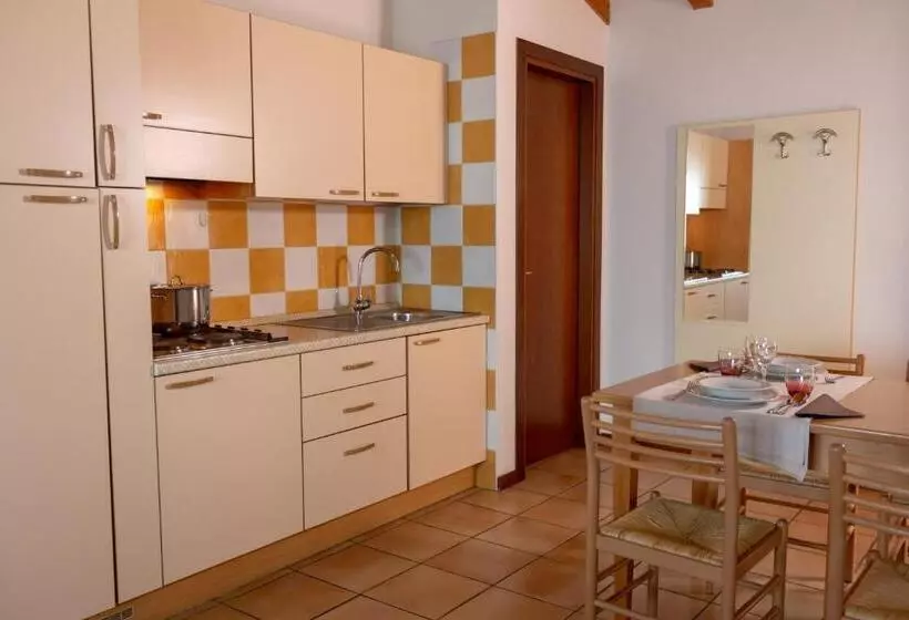 هتل Residence Sirenella
