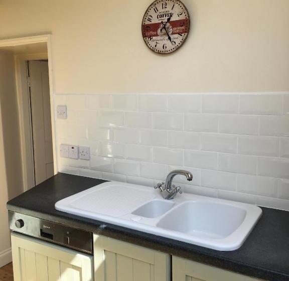 Отель The Crown