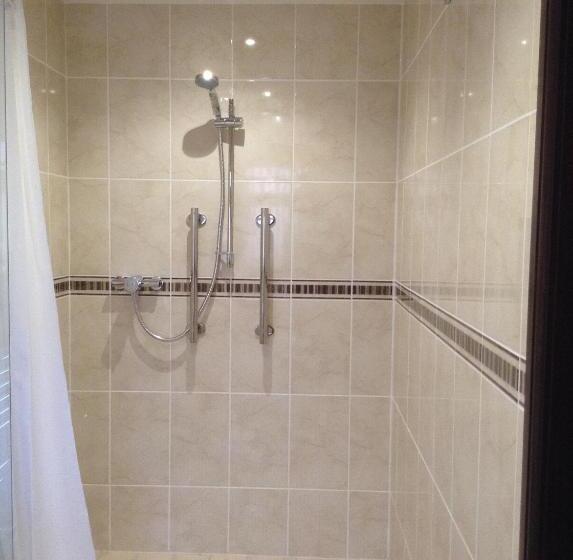 Отель The Crown