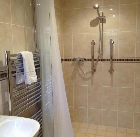 Отель The Crown