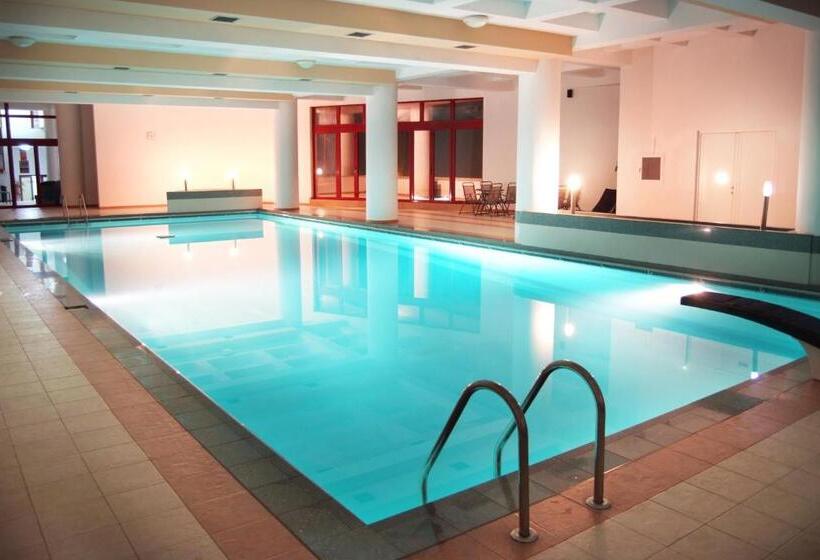 هتل Vila Teleconstructia