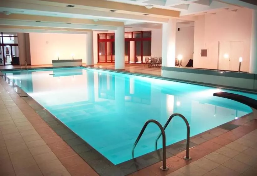 ホテル Vila Teleconstructia