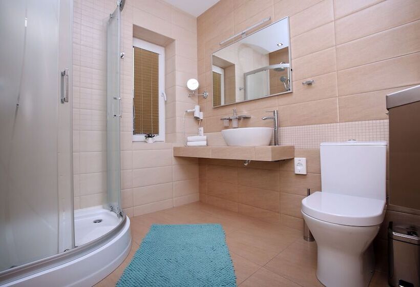 בית מלון כפרי Villa Lana