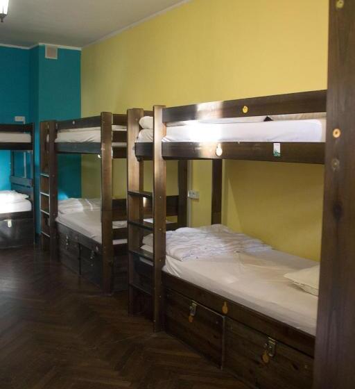 The Little Havana Party Hostel