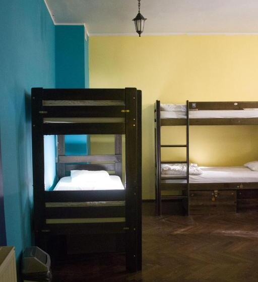 The Little Havana Party Hostel