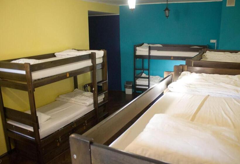 The Little Havana Party Hostel