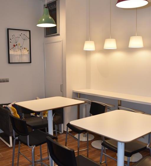 B&b Cool Centre Zagreb