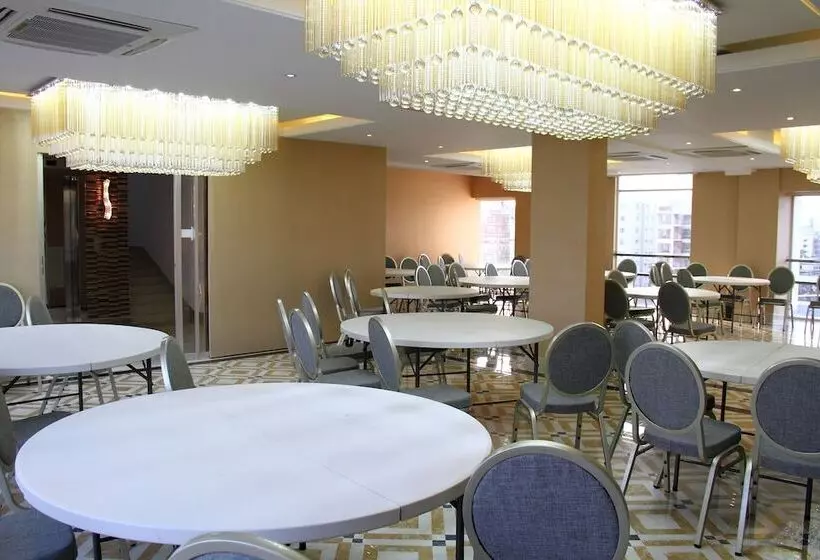 هتل Royal Residence Dhaka
