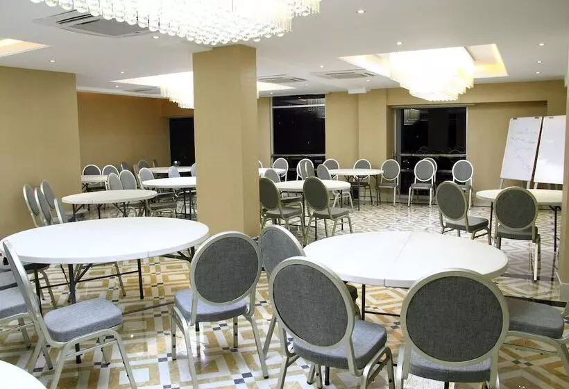 هتل Royal Residence Dhaka