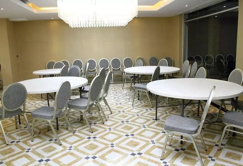 هتل Royal Residence Dhaka