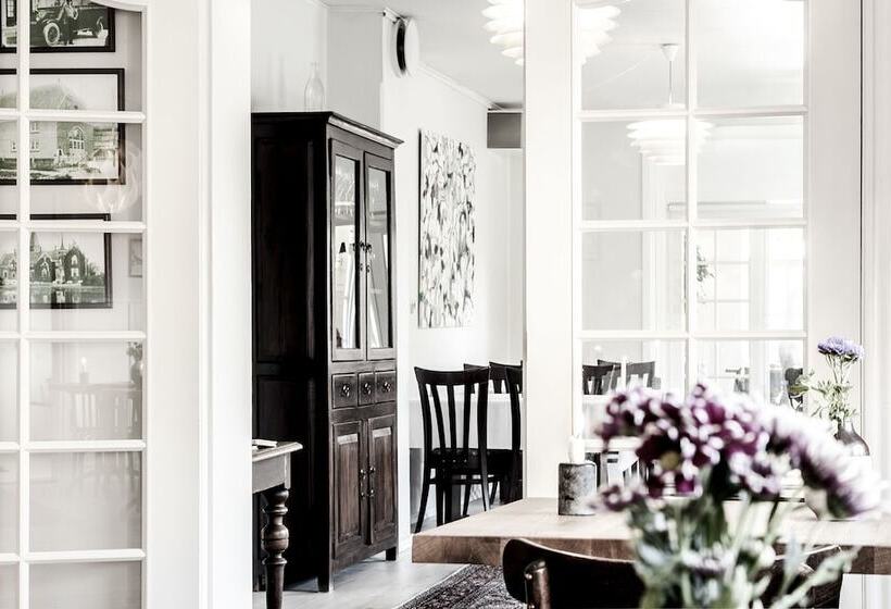 בית מלון כפרי Flinchs