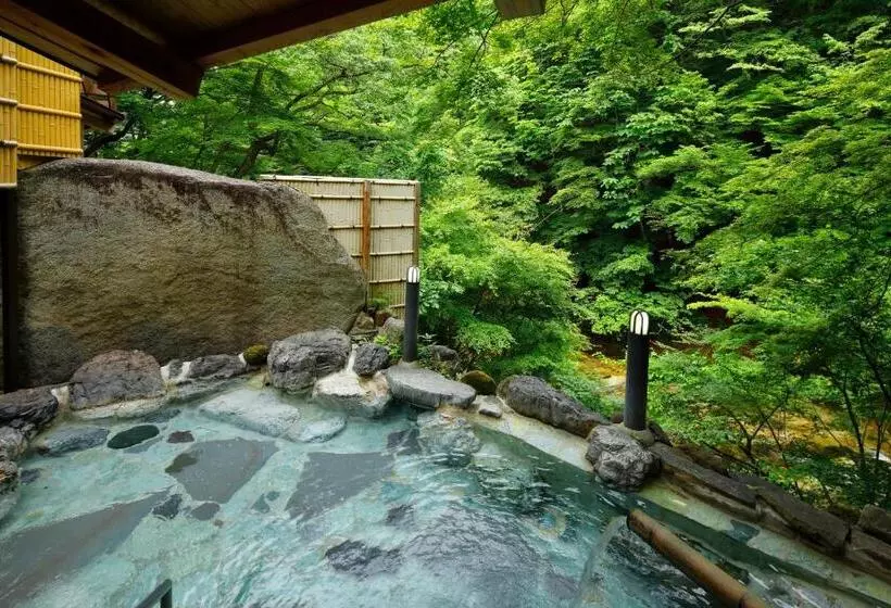 Hotelli Hana To Hana