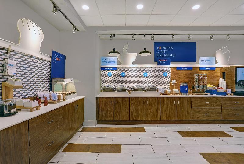 فندق Holiday Inn Express & Suites   Lenexa   Overland Park Area, An Ihg