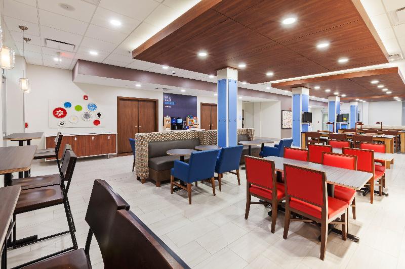 فندق Holiday Inn Express & Suites   Lenexa   Overland Park Area, An Ihg