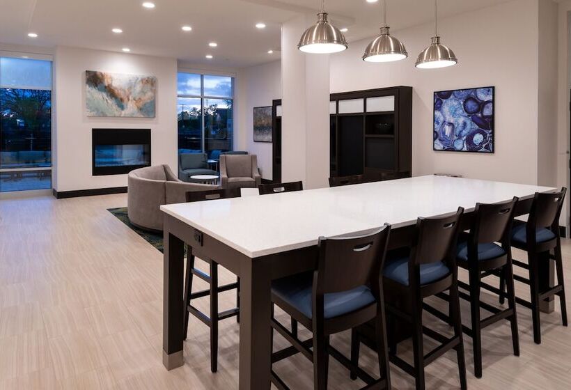 酒店 Holiday Inn & Suites   Farmington Hills   Detroit Nw, An Ihg