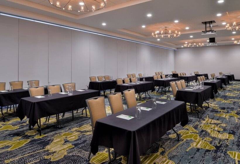 酒店 Holiday Inn & Suites   Farmington Hills   Detroit Nw, An Ihg