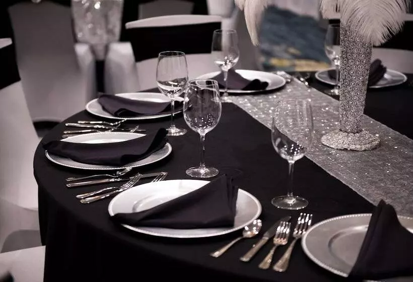 Hotelli Holiday Inn & Suites   Farmington Hills   Detroit Nw, An Ihg