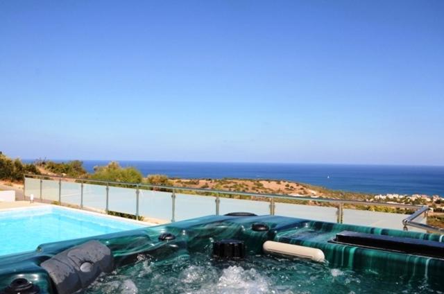 בית מלון כפרי Villa Calypso