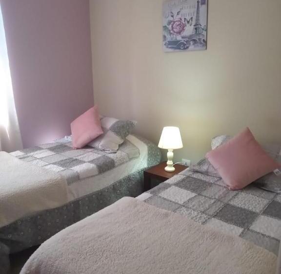 هاستل Hostal Playa Peñuelas