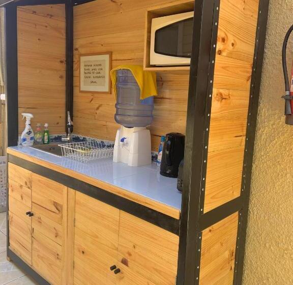 هاستل Hostal Playa Peñuelas