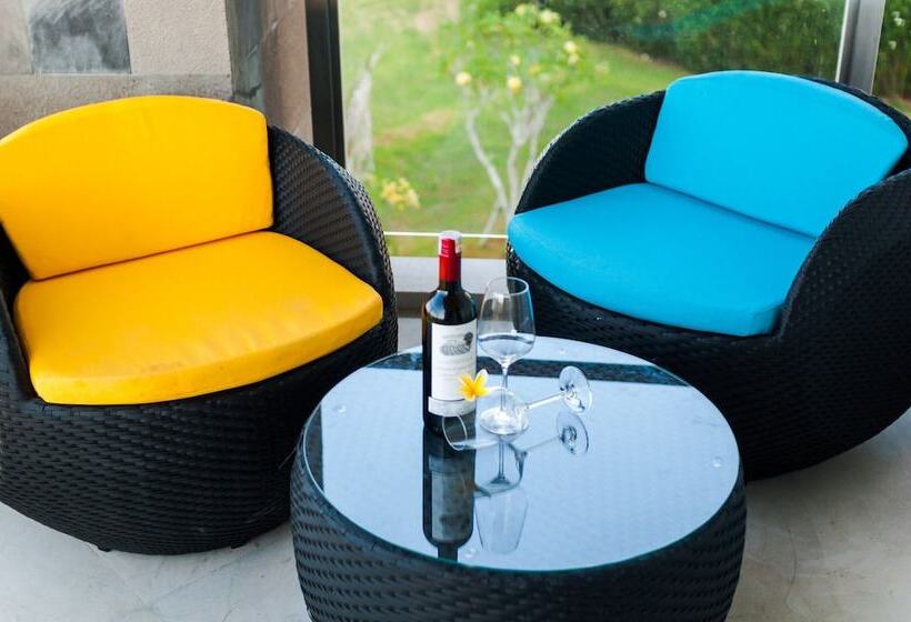 Luxury Apartment At Ayana Residences