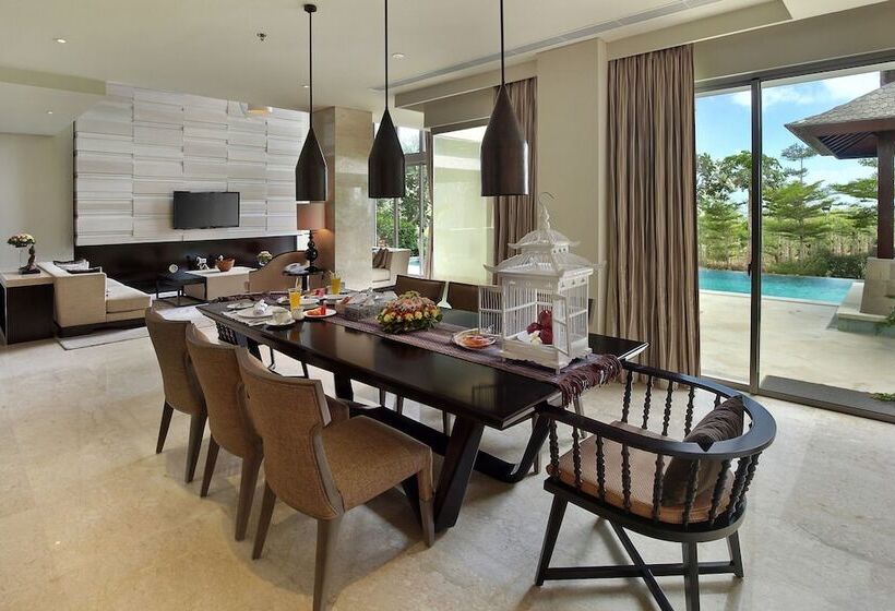 Luxury Apartment At Ayana Residences