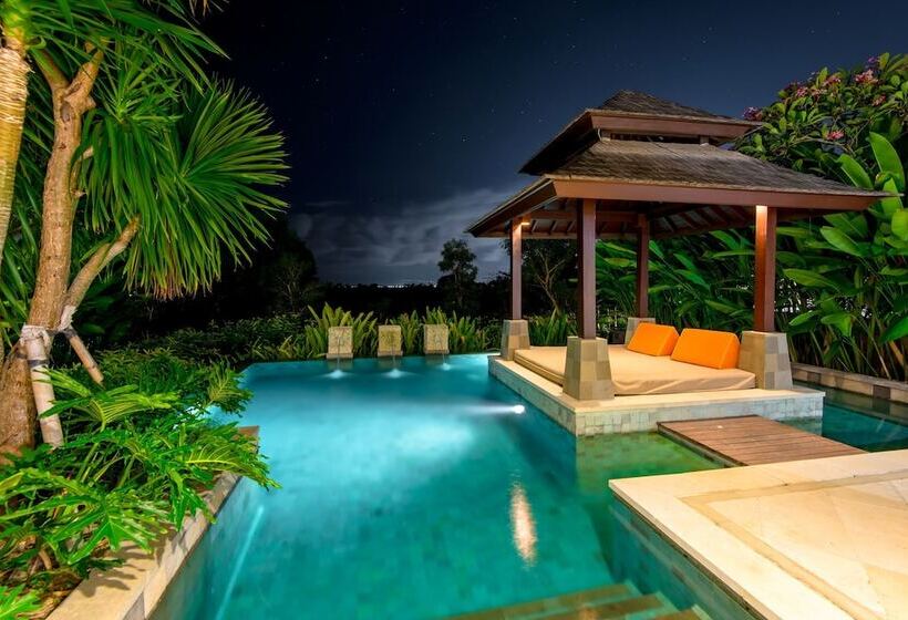 Luxury Apartment At Ayana Residences