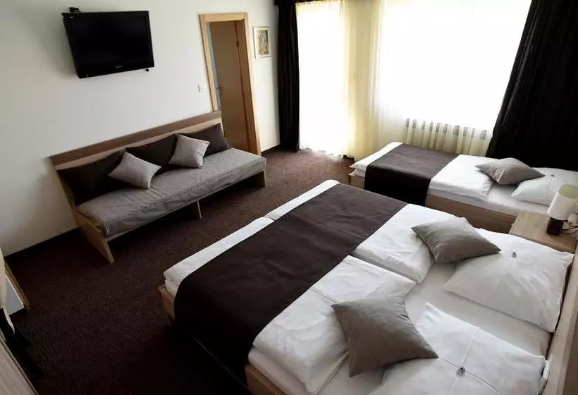 ベッドアンドブレックファースト Rooms Barba Niko Near Zagreb Airport
