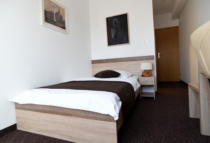 צימר Rooms Barba Niko Near Zagreb Airport