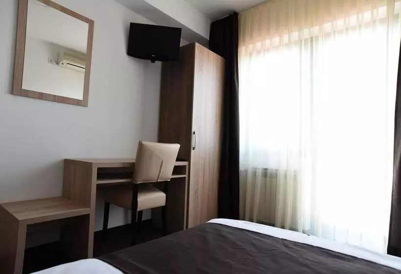 ベッドアンドブレックファースト Rooms Barba Niko Near Zagreb Airport