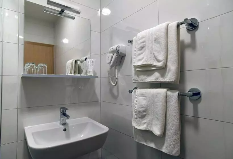 ベッドアンドブレックファースト Rooms Barba Niko Near Zagreb Airport