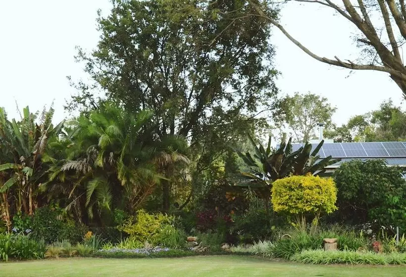 تختخواب و صبحانه Malcolm Lodge