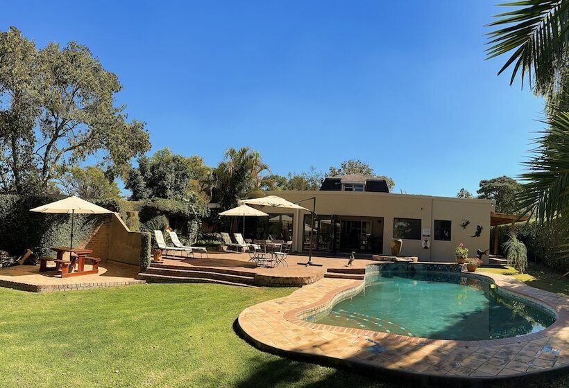 ベッドアンドブレックファースト Malcolm Lodge