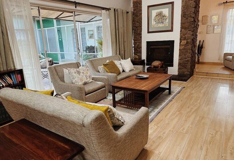 ベッドアンドブレックファースト Malcolm Lodge