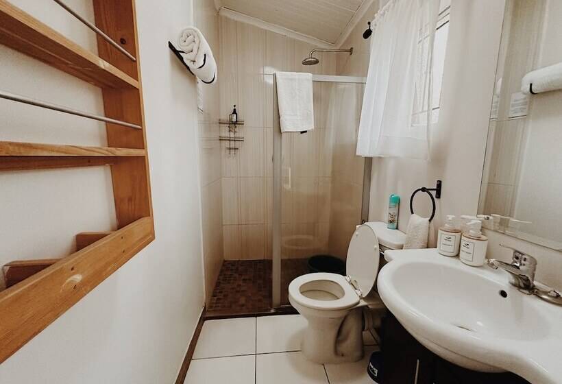 ベッドアンドブレックファースト Malcolm Lodge