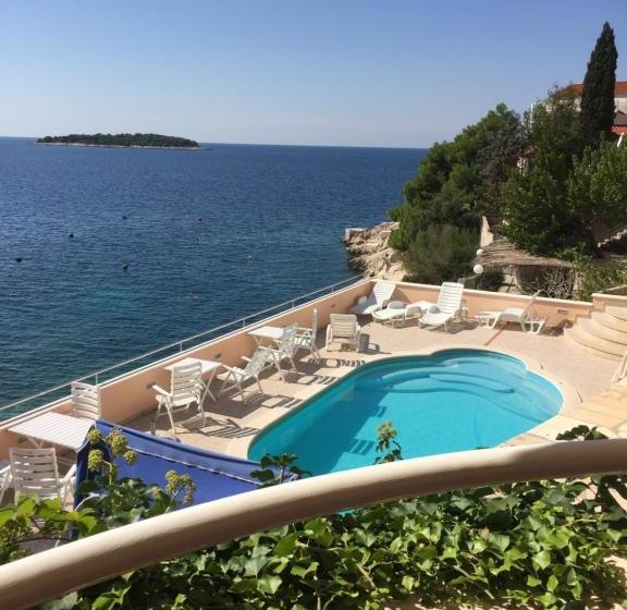 مبيت وإفطار Rooms Tepli Bok