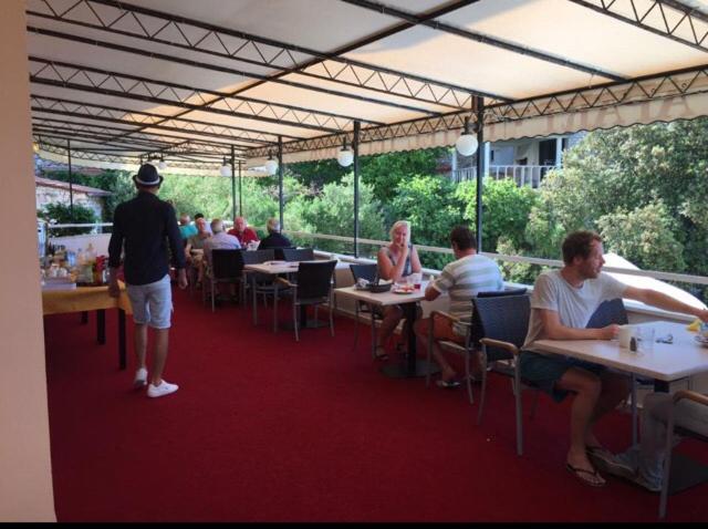 مبيت وإفطار Rooms Tepli Bok