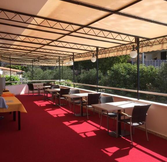 مبيت وإفطار Rooms Tepli Bok