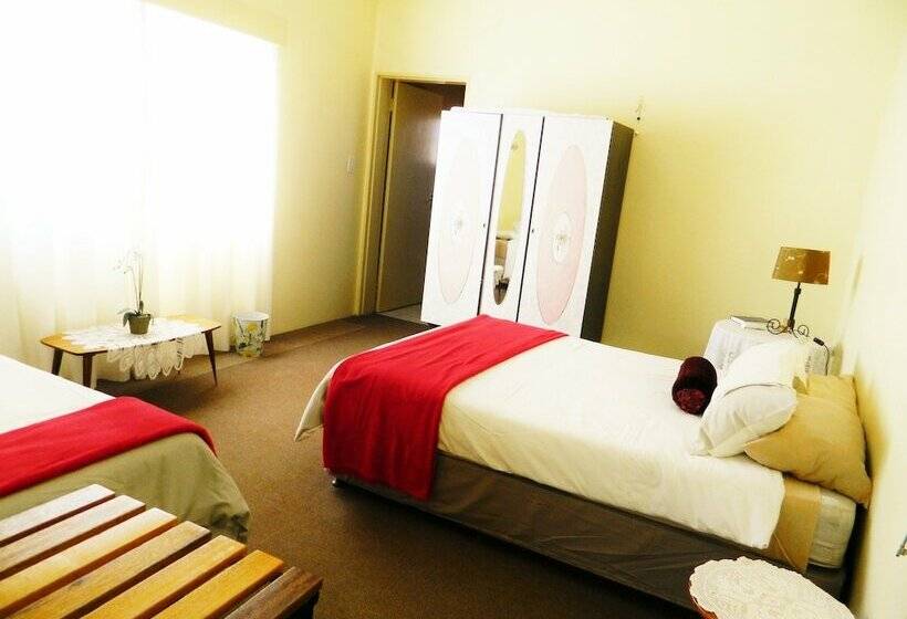 تختخواب و صبحانه Vastrap Guest Farm