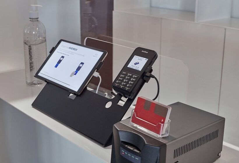 Отель Fiesta Inn Express Ciudad De México Forum Buenavista