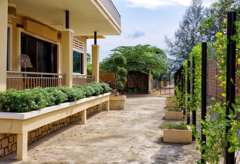 فندق Kool Kampot